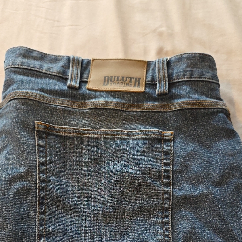 Duluth Trading Co Blue Relaxed Jeans - Picture 4 of 5